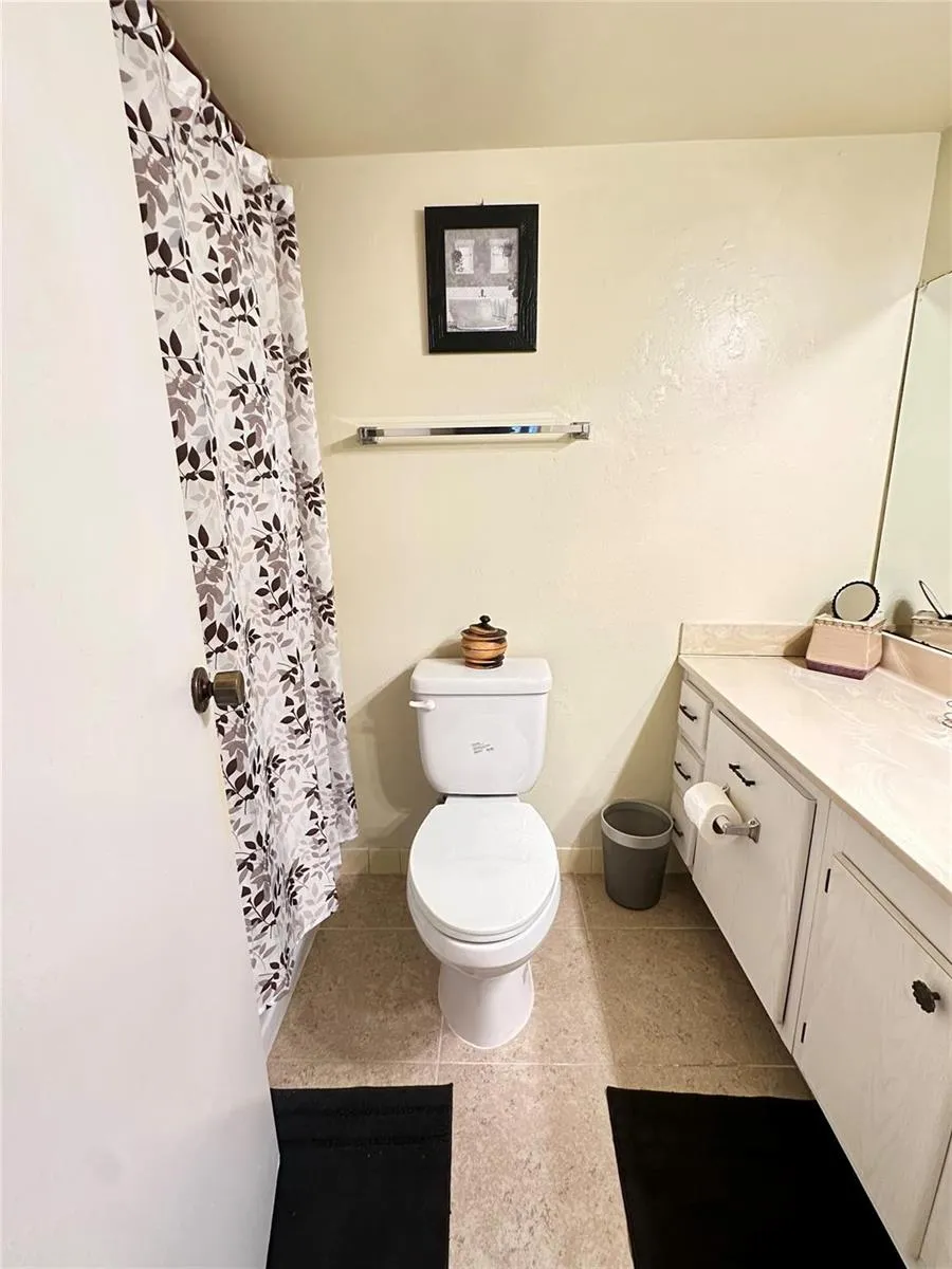 4899 NW 26th Court Lauderdale Lakes, FL 33313