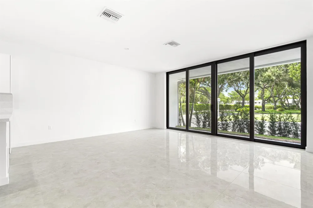 702 CYPRESS GROVE DRIVE #702 Pompano Beach, FL 33069