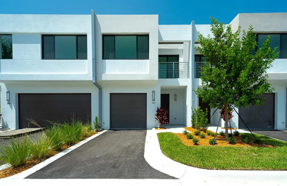 702 CYPRESS GROVE DRIVE #702 Pompano Beach, FL 33069