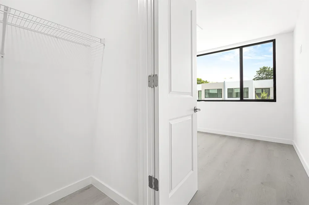 702 CYPRESS GROVE DRIVE #702 Pompano Beach, FL 33069