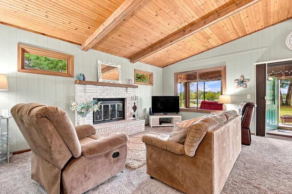 10111 Peppermill Lane Canadian Lakes, MI 49346