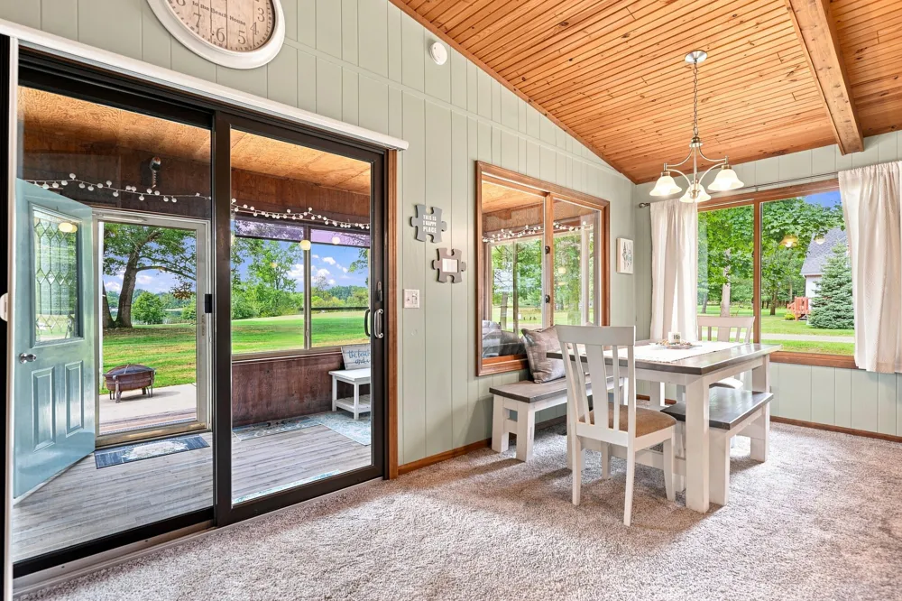 10111 Peppermill Lane Canadian Lakes, MI 49346