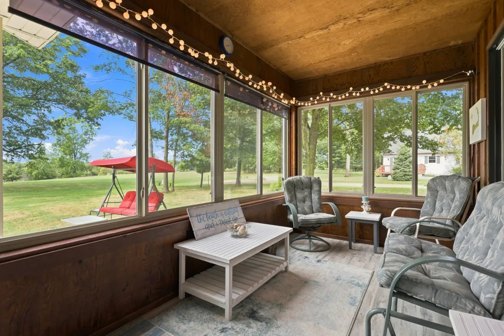 10111 Peppermill Lane Canadian Lakes, MI 49346
