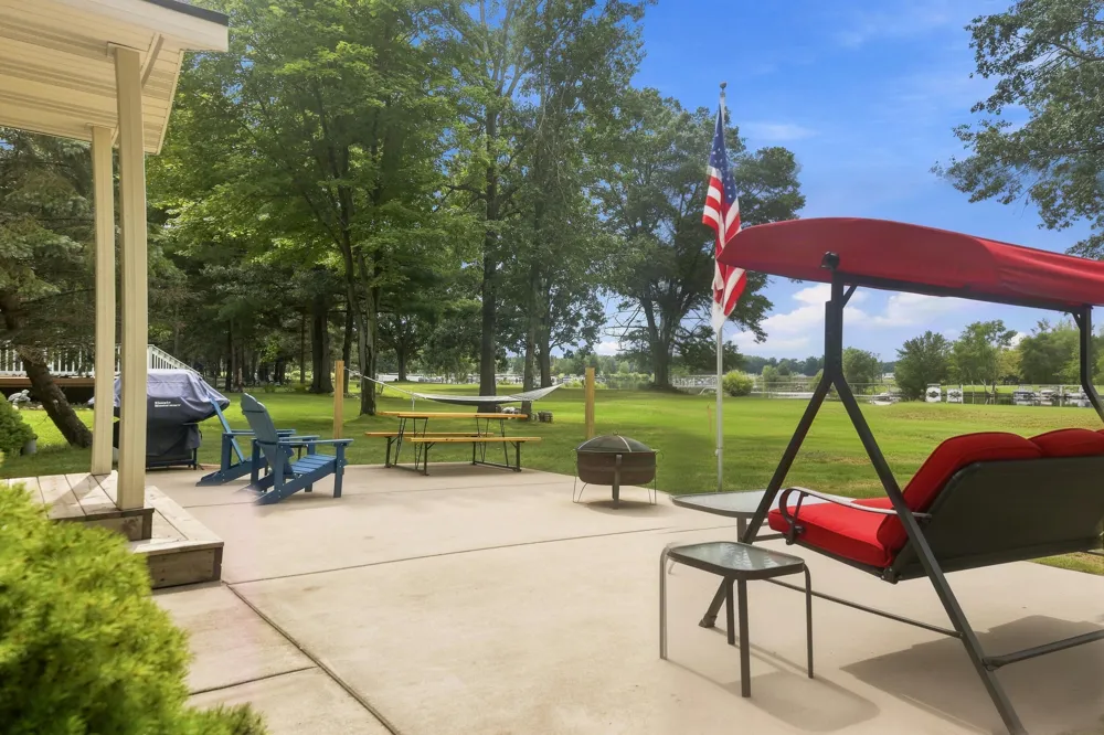 10111 Peppermill Lane Canadian Lakes, MI 49346