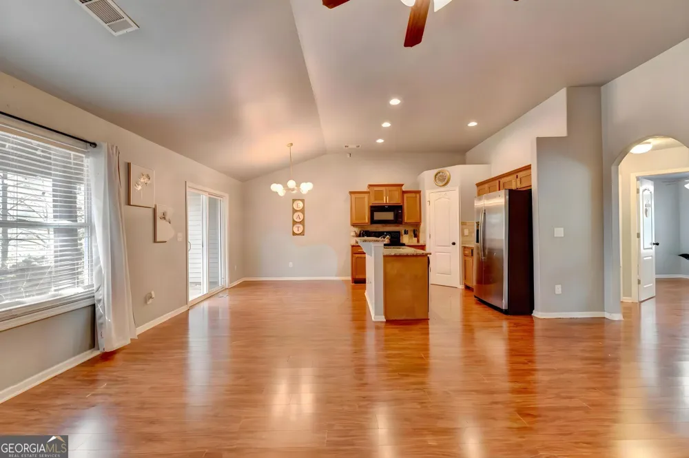 1605 Jessica LN Winder, GA 30680