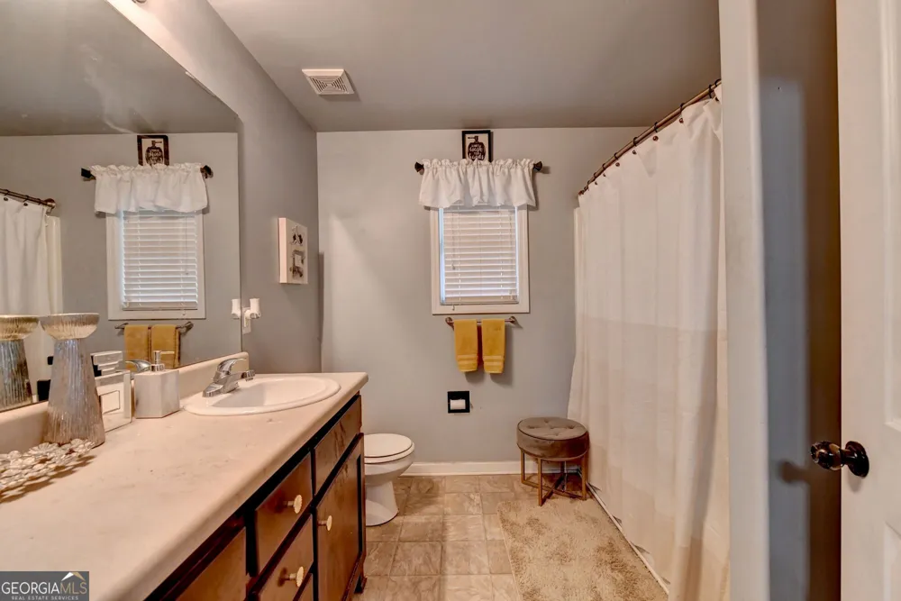 1605 Jessica LN Winder, GA 30680