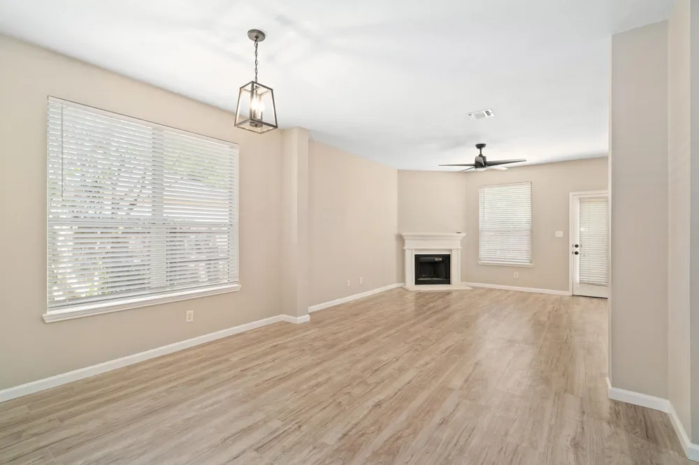 3957 Parkhaven Drive Denton, TX 76210