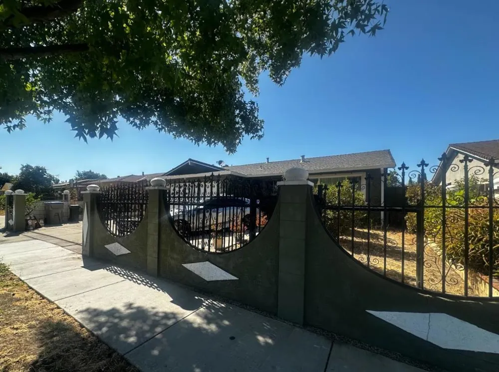 2483 Ocala Avenue San Jose, CA 95122