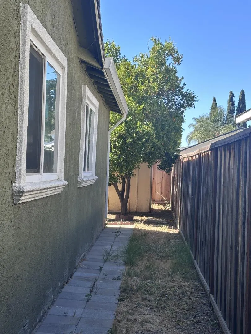 2483 Ocala Avenue San Jose, CA 95122