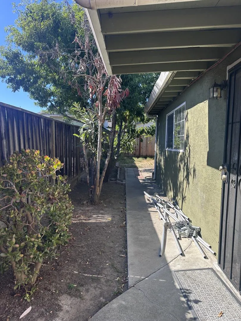 2483 Ocala Avenue San Jose, CA 95122