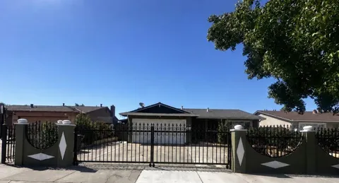 2483 Ocala Avenue