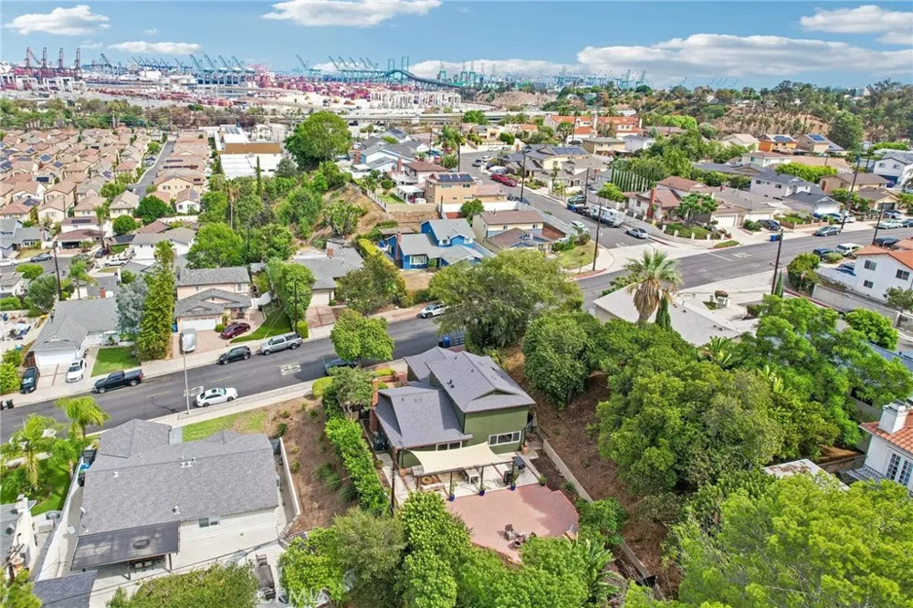 1311 Meyler San Pedro, CA 90731