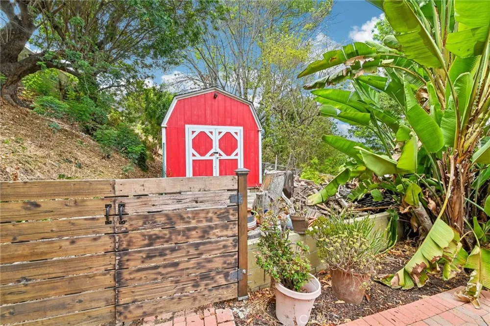 1311 Meyler San Pedro, CA 90731