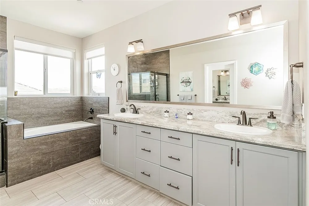 4475 Crown Bluffs Drive Madera, CA 93636