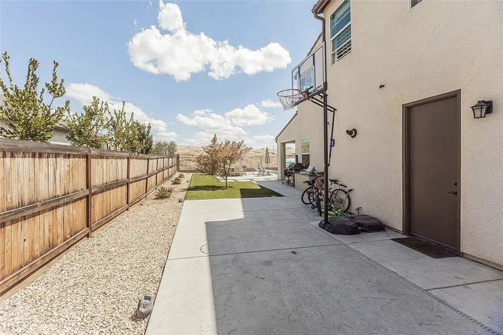 4475 Crown Bluffs Drive Madera, CA 93636
