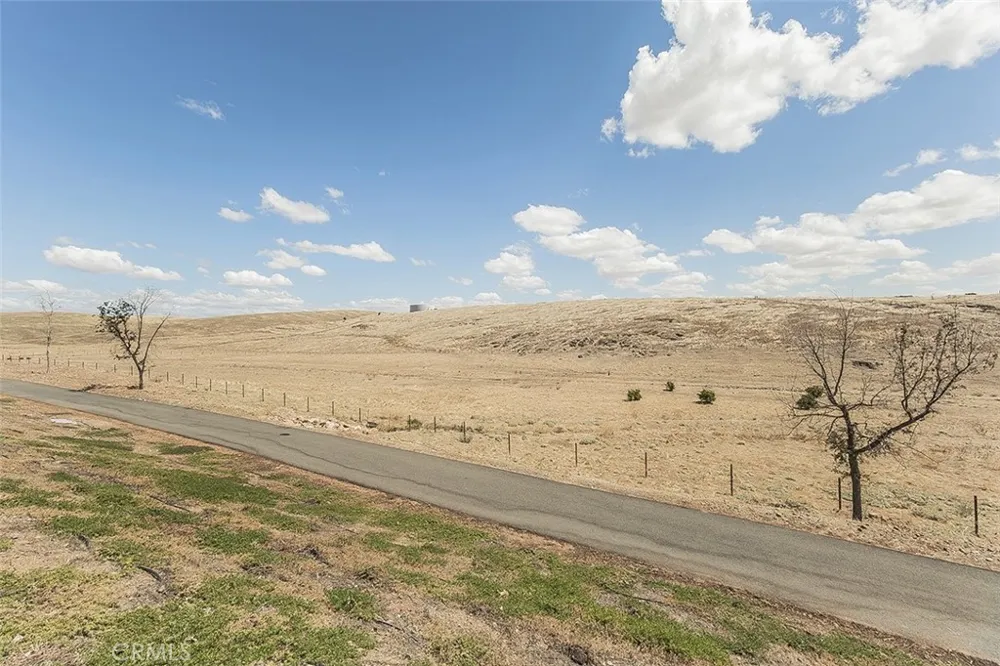 4475 Crown Bluffs Drive Madera, CA 93636