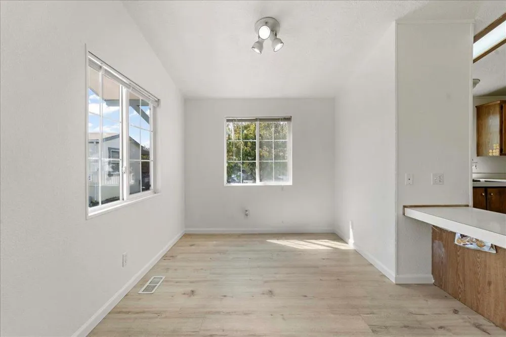 661 Bonita Avenue #2 San Jose, CA 95116