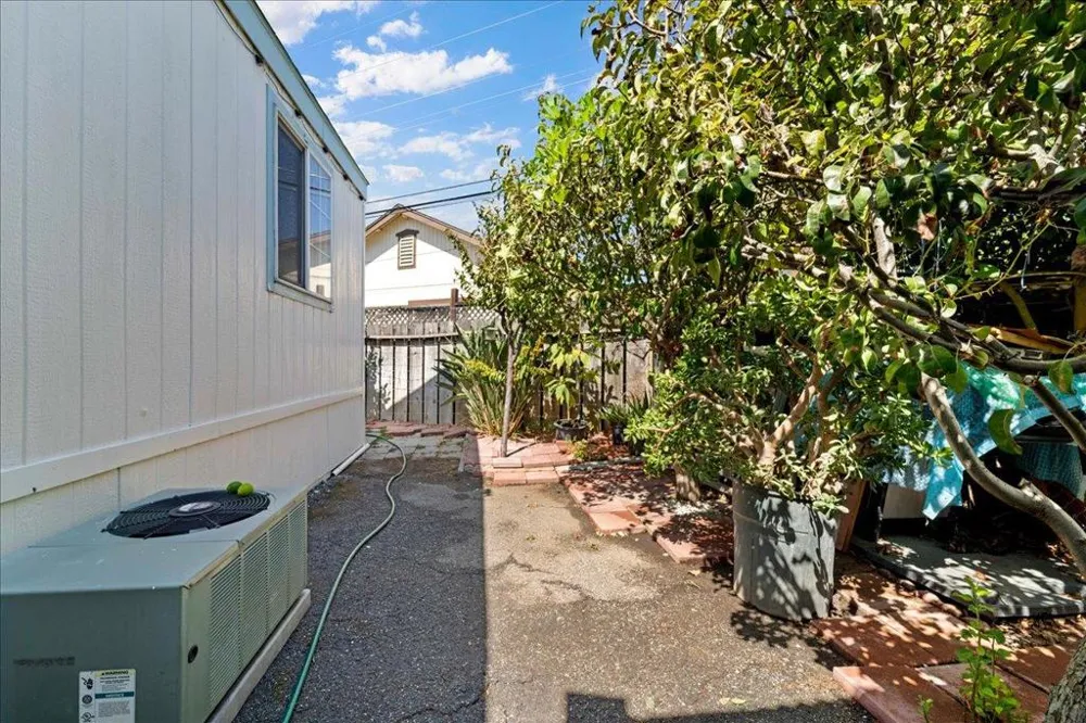 661 Bonita Avenue #2 San Jose, CA 95116