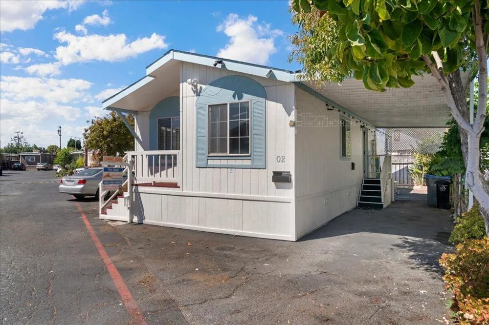 661 Bonita Avenue #2 San Jose, CA 95116