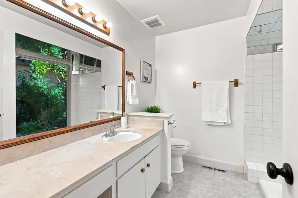 3990 Agatha Way San Jose, CA 95136