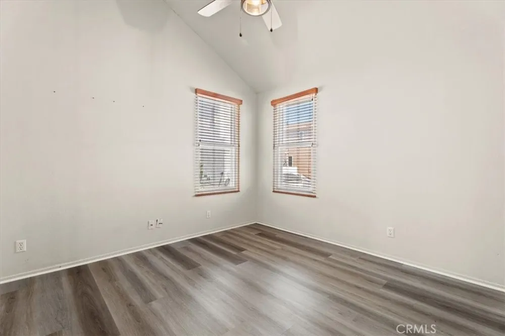 313 E Oak Avenue El Segundo, CA 90245