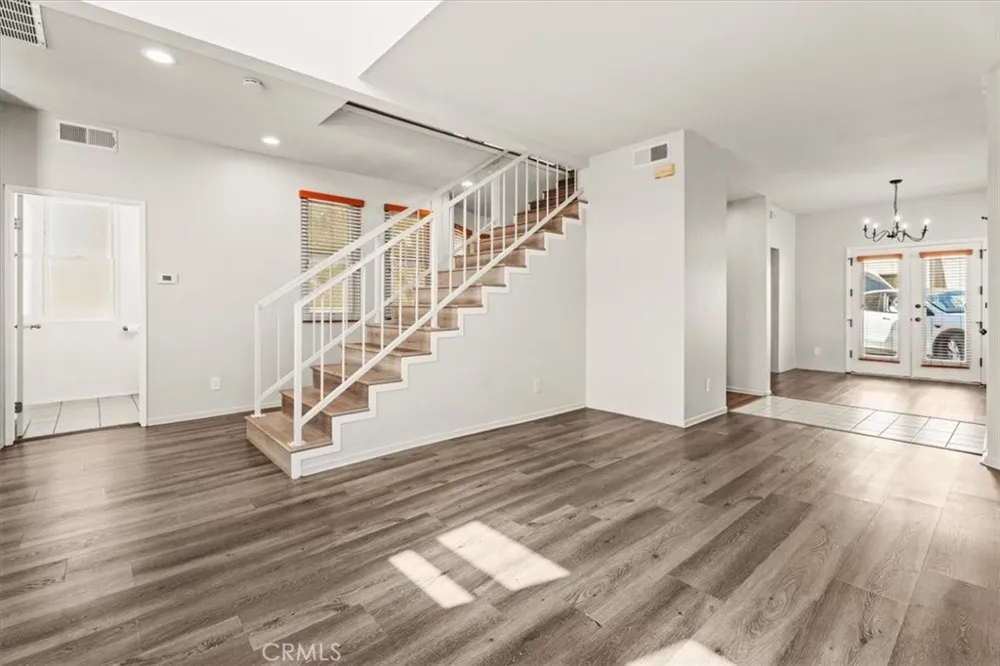 313 E Oak Avenue El Segundo, CA 90245