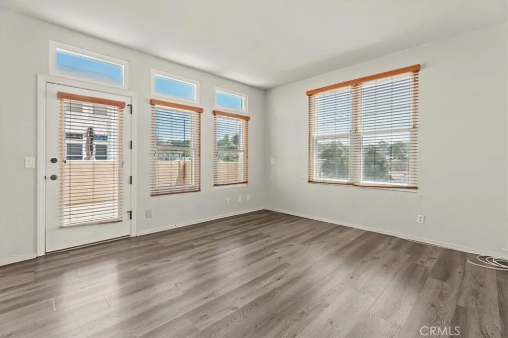 313 E Oak Avenue El Segundo, CA 90245