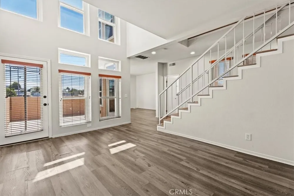 313 E Oak Avenue El Segundo, CA 90245