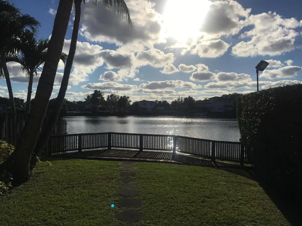 2390 NE 199th Street Aventura, FL 33180