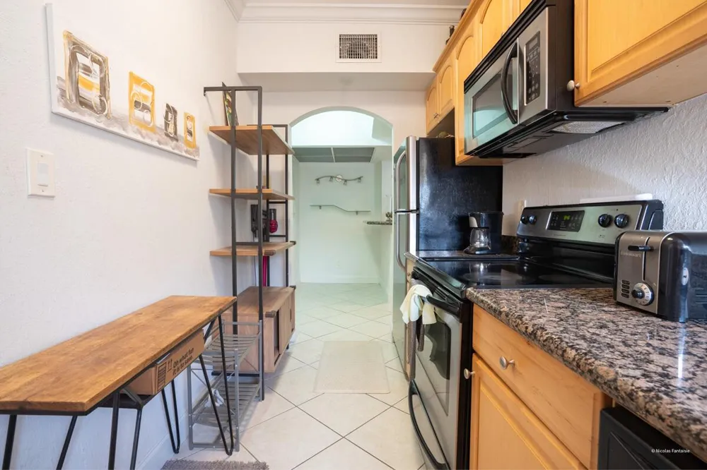 403 NE 16th Avenue #Apt 7 Fort Lauderdale, FL 33301