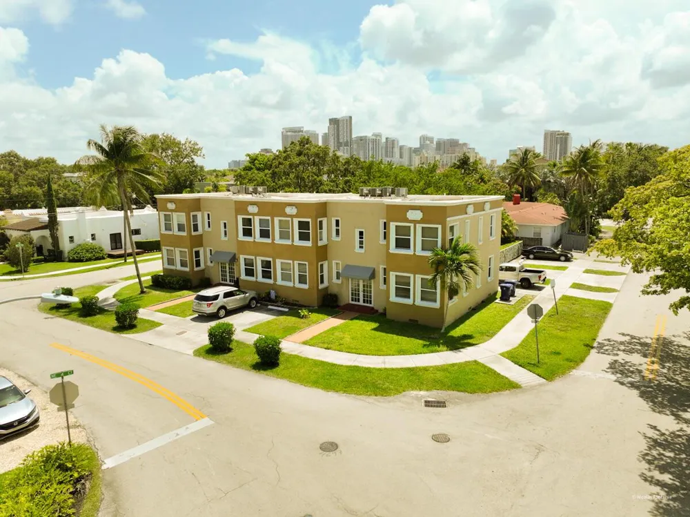 403 NE 16th Avenue #Apt 7 Fort Lauderdale, FL 33301