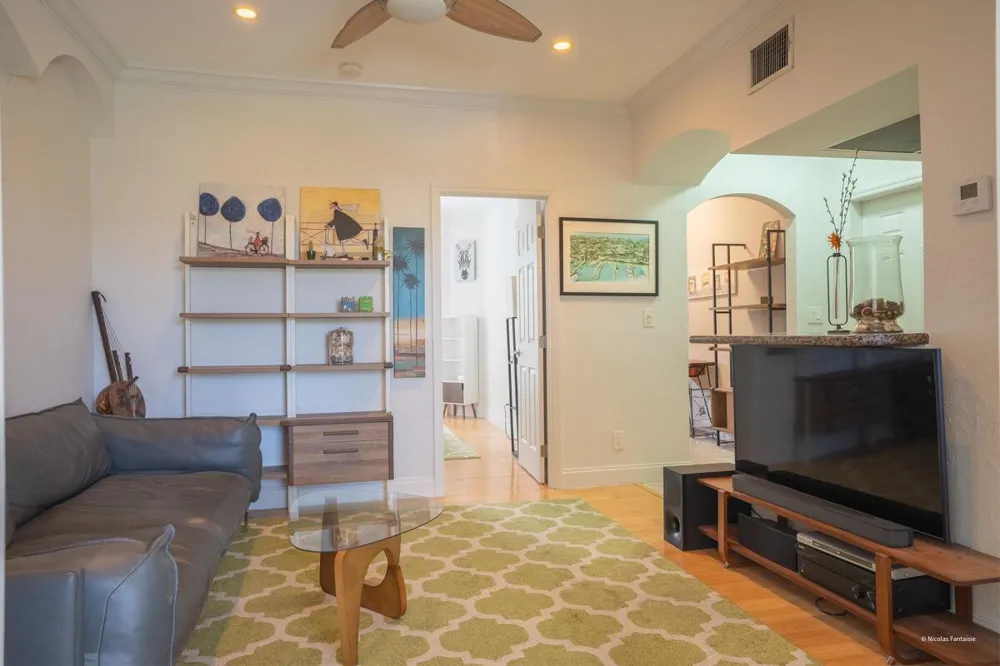 403 NE 16th Avenue #Apt 7 Fort Lauderdale, FL 33301