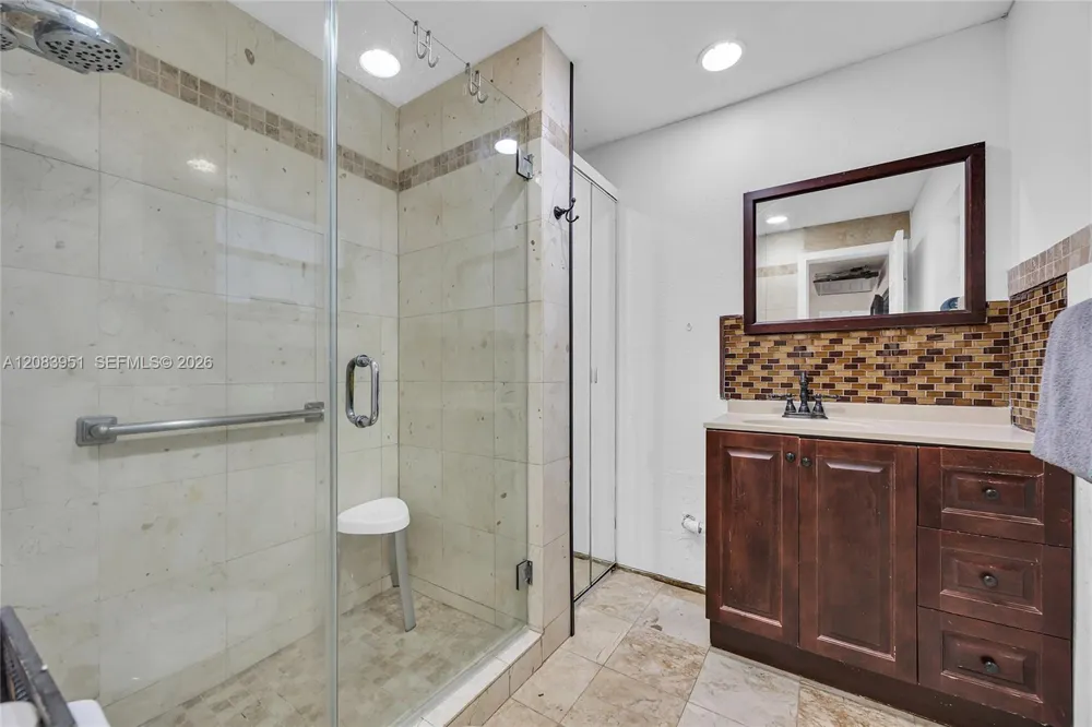 8441 Sunset Strip Sunrise, FL 33322