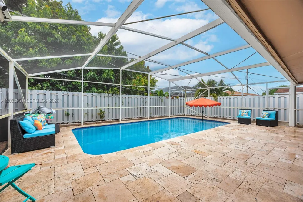 8441 Sunset Strip Sunrise, FL 33322