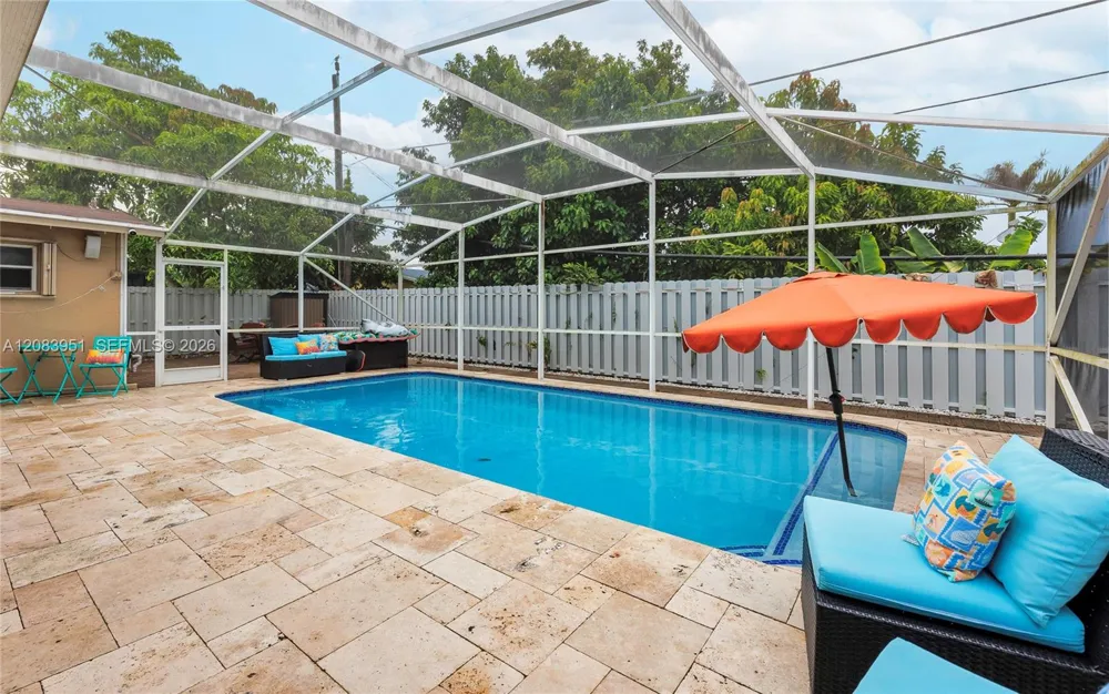 8441 Sunset Strip Sunrise, FL 33322