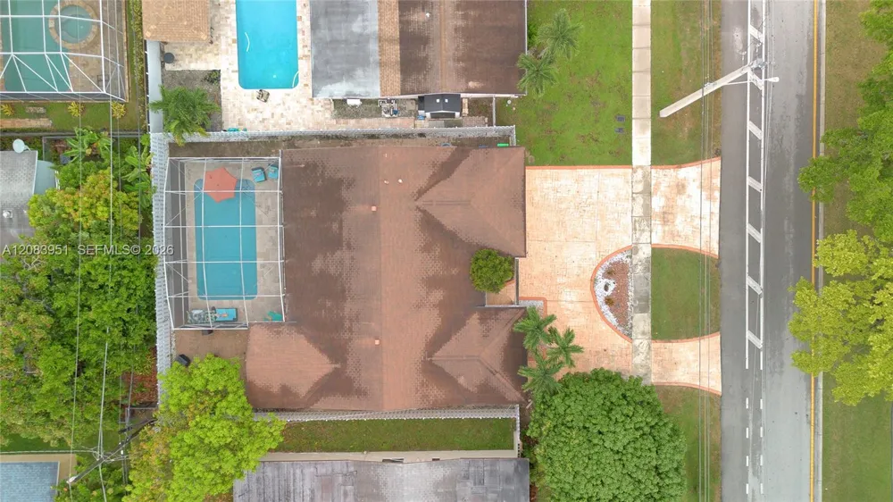 8441 Sunset Strip Sunrise, FL 33322