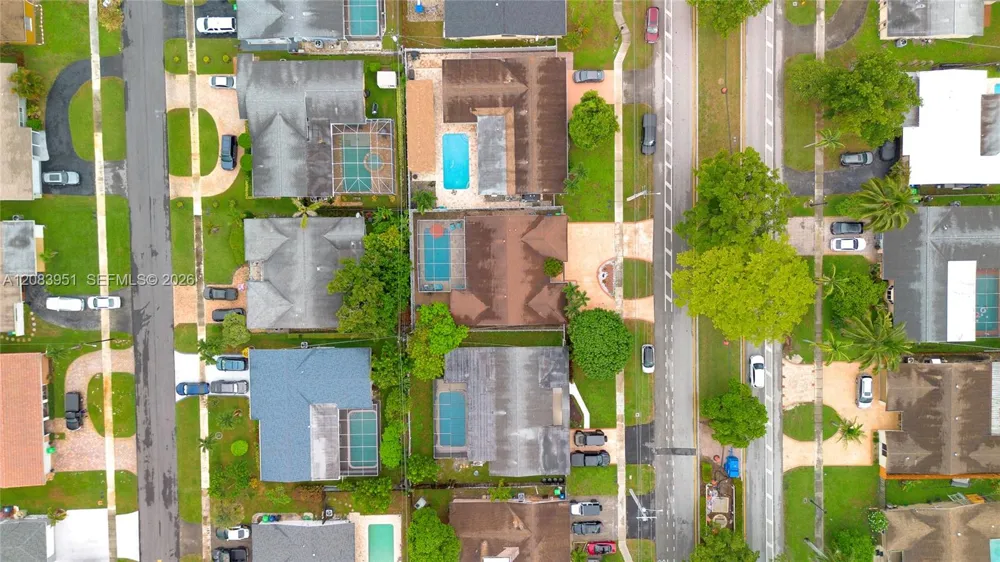 8441 Sunset Strip Sunrise, FL 33322