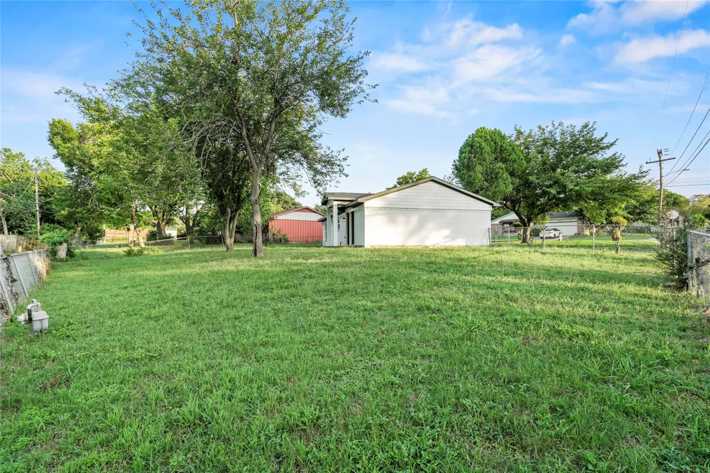 6106 Flagstaff Drive Dallas, TX 75241