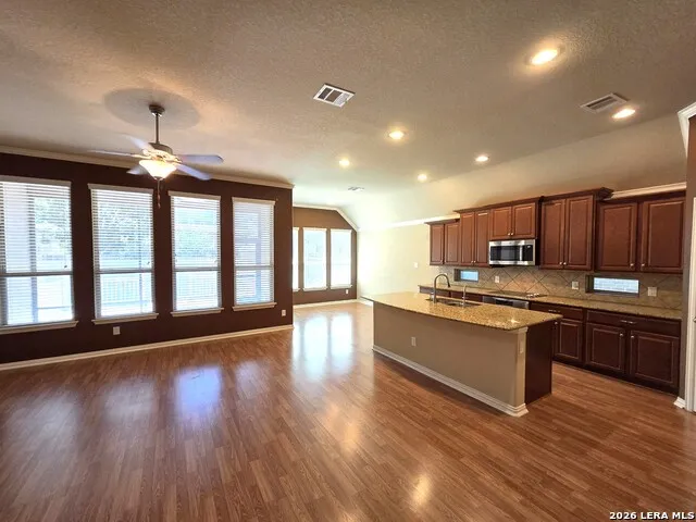 261 NORWOOD CT Cibolo, TX 78108
