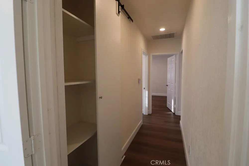 1917 W 74th Los Angeles, CA 90047