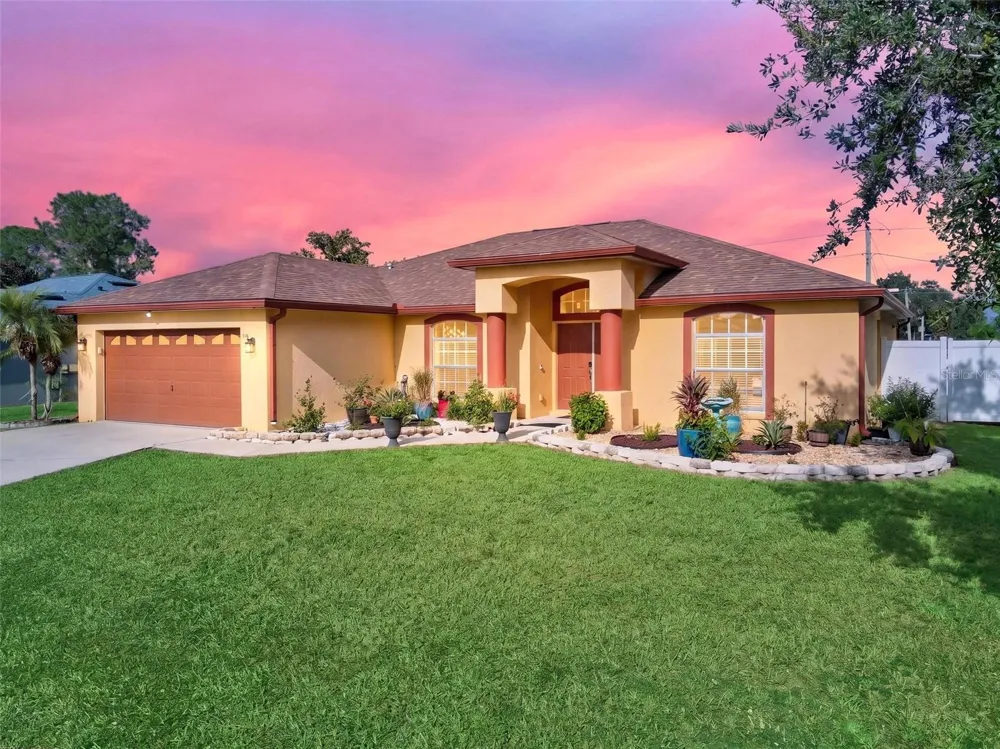 5622 FISCHER DRIVE Lakeland, FL 33812