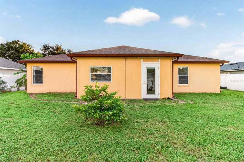 5622 FISCHER DRIVE Lakeland, FL 33812