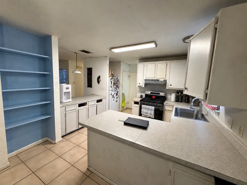 1210 Delano Street Austin, TX 78721