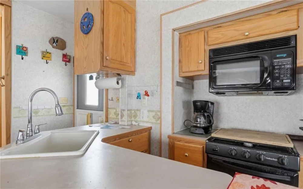 93 2Nd Street Ellijay, GA 30540