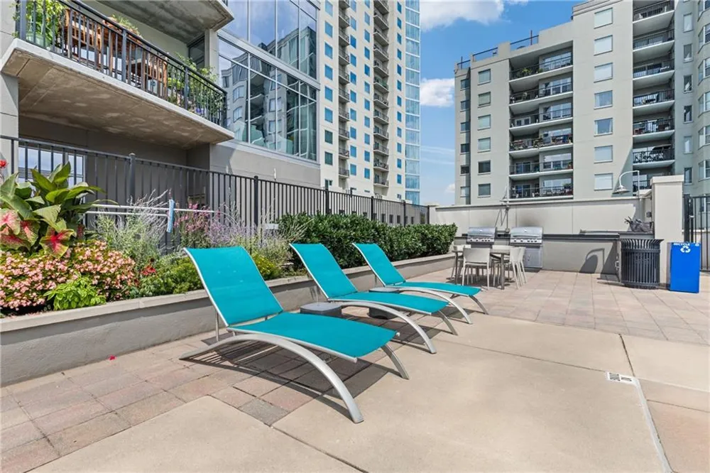 222 12th Street NE #2108 Atlanta, GA 30309
