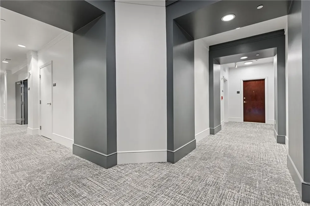 222 12th Street NE #2108 Atlanta, GA 30309