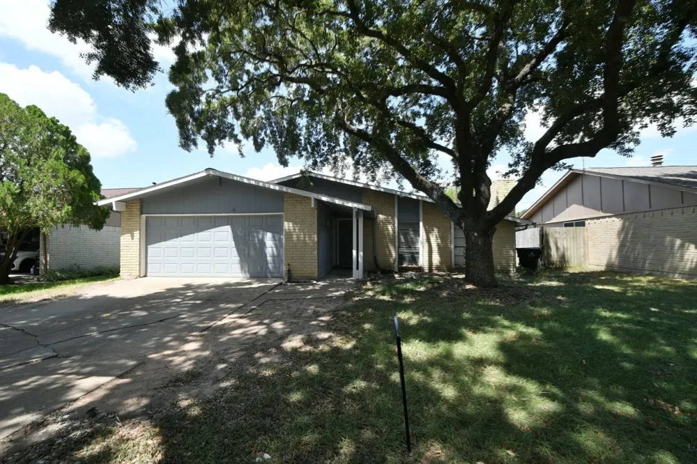 4935 Gretna Green Drive Hockley, TX 77084