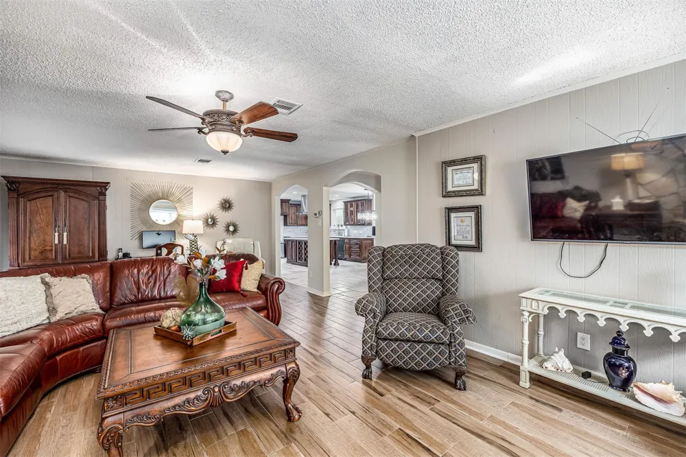 803 Sharon Lane Baytown, TX 77521