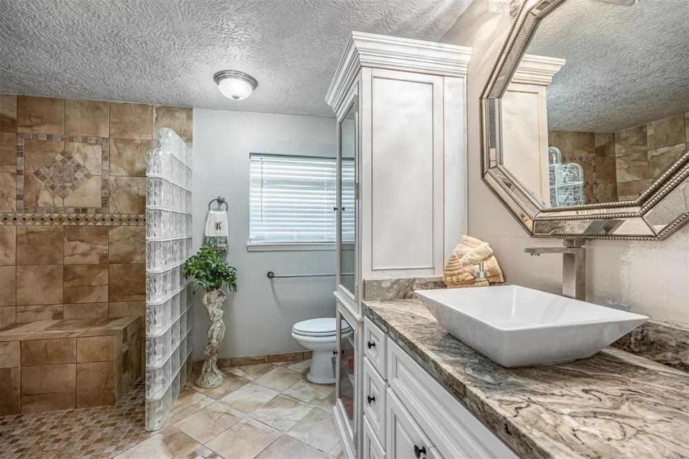 803 Sharon Lane Baytown, TX 77521