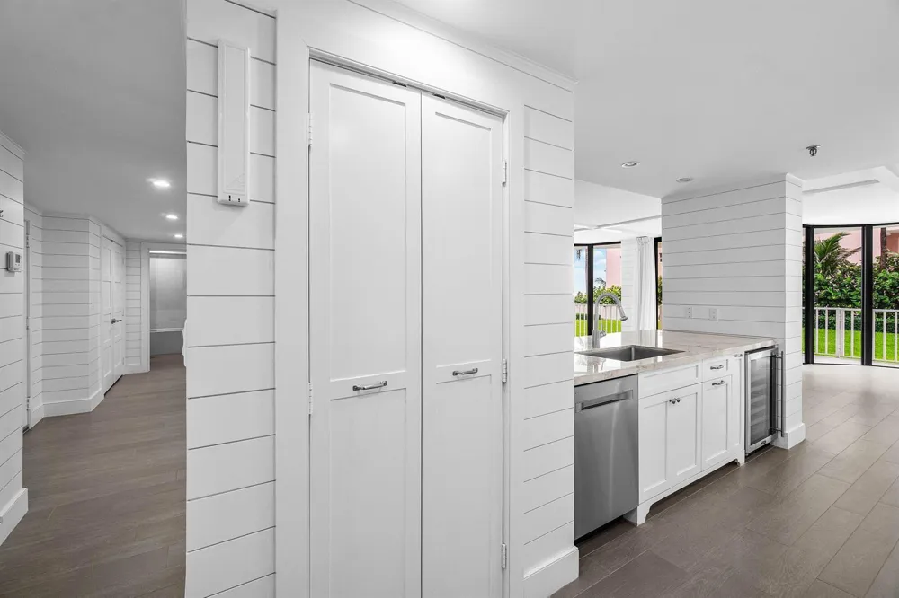 2917 S Ocean Boulevard #104 Highland Beach, FL 33487